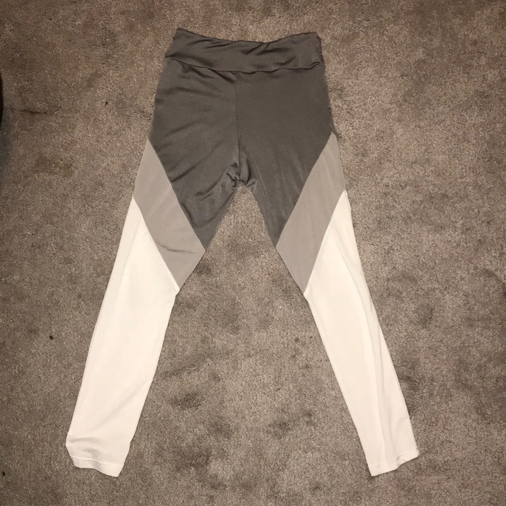 Grey leggings